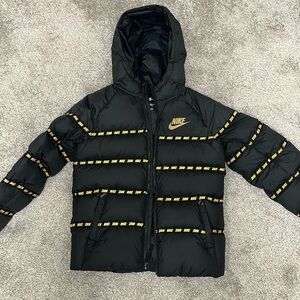 Nike puff puffer jacketed coat boys youth large
